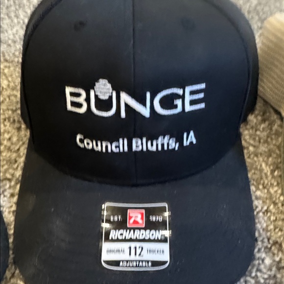 Assorted Logo Baseball Caps - Picture 4 of 5